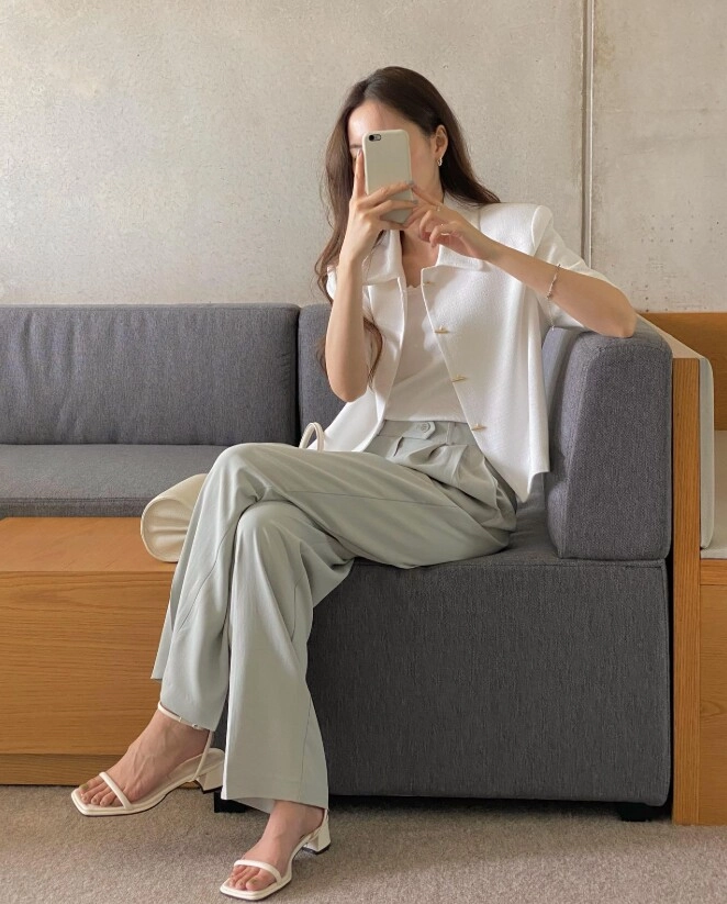 Tạm biệt giày cao gót chênh vênh 4 mẫu giày cao 3 phân lên ngôi vừa tôn dáng vừa êm chân giúp lên đời phong cách - 7