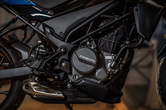 Tân binh giá rẻ cflite 250nk đến từ trung quốc đối đầu yamaha mt-25 tại thị trường đông nam á - 2