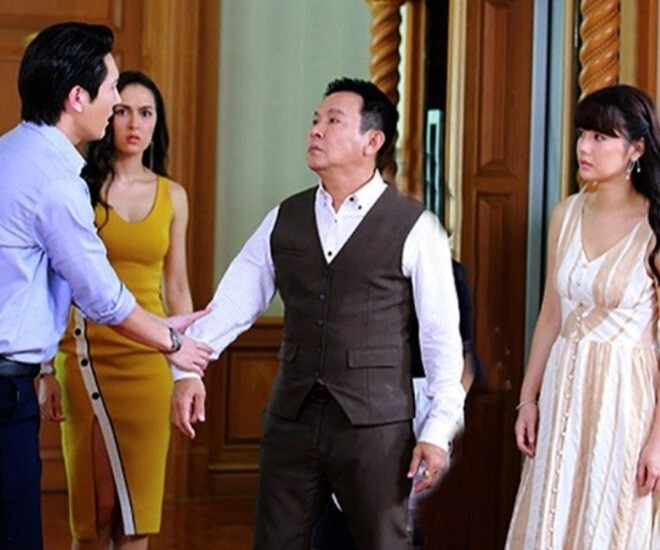 Tân gia nhà con gái tôi tặng một chiếc ô tô nghe lén cuộc nói chuyện của con rể tôi bán xe luôn - 1