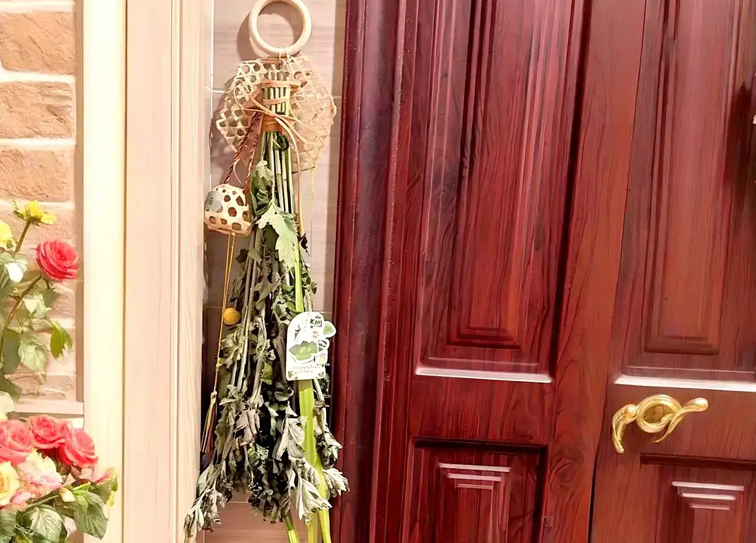 Tết đoan ngọ treo loại rau này trước cửa chỉ 10000 đồngmớ nhưng giúp xua rủi rước lộc cả năm may mắn - 2