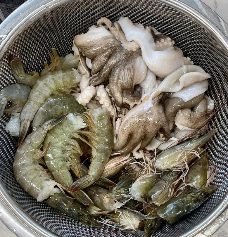 Thân thúy hà ở nhà giản dị làm bún nấu cơm ngon chỉ món canh thôi cũng đủ khiến nhiều người thèm - 3