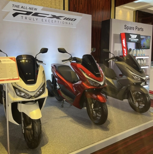Thừa thắng xông lên pcx 160 2025 đổ bộ nước láng giềng trang bị full công nghệ giá cực mềm - 1
