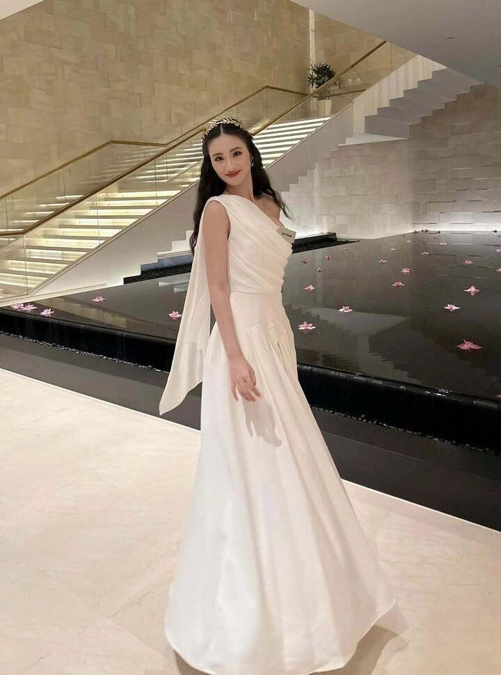 Thua thứ hạng nhưng hoa hậu ý nhi thắng lớn vì đã làm được điều này ở miss world 2025 - 3