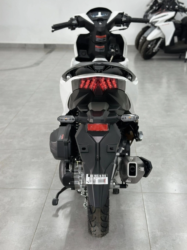 Thực hư về mẫu xe tay ga 125cc làm mọi người lầm tưởng là vario 125 thế hệ mới - 7
