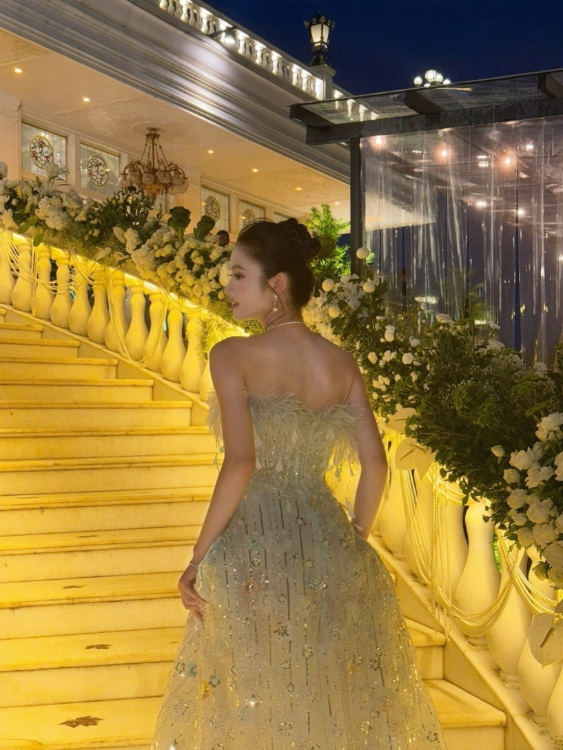 Tin vui gần chung kết miss world 2025 hoa hậu ý nhi lọt top 8 dự án nhân ái - 4