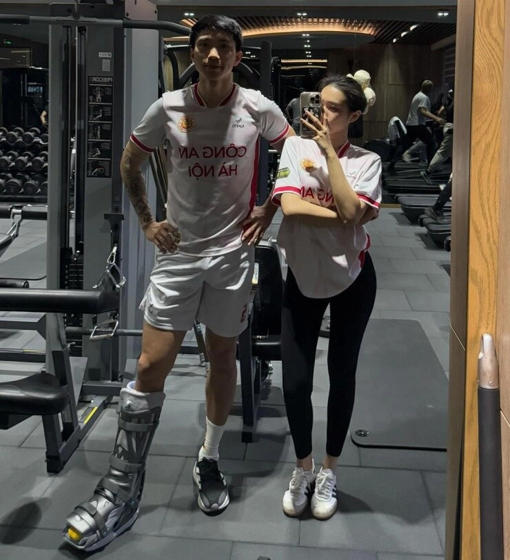 Tình như doãn hải my đoàn văn hậu đi tập gym vẫn mặc đồ đôi - 4