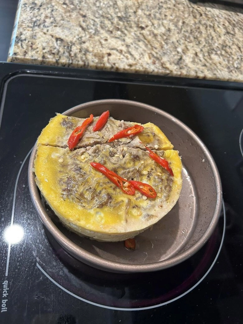 Trang trần khoái chí khoe rổ rau bát mắm giữa xứ người - 5