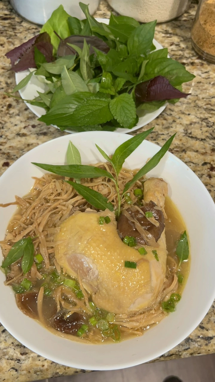 Trang trần khoe bữa ăn hạnh phúc trong ngôi nhà nhỏ thấy sướng vì ăn rau đẫm miệng - 7