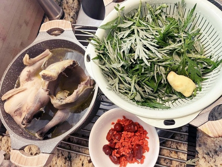 Trang trần nấu ăn nhưng quên cắm cơm chồng và con gái vẫn chấm điểm cao cho món ăn đậm mùi này - 14