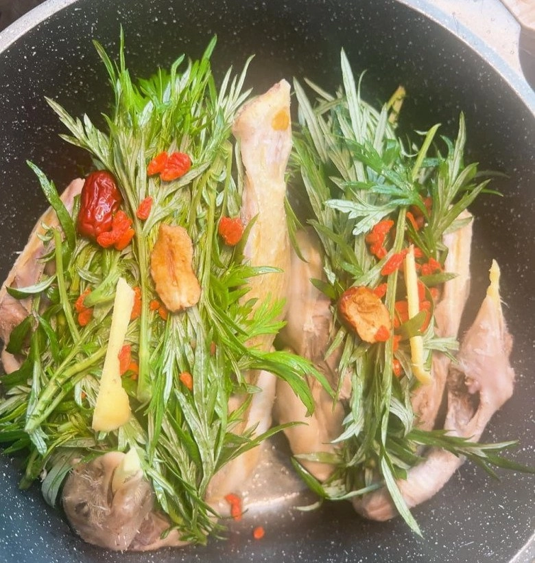 Trang trần nấu ăn nhưng quên cắm cơm chồng và con gái vẫn chấm điểm cao cho món ăn đậm mùi này - 15