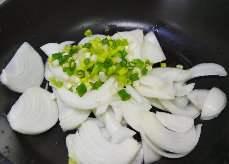 Trứng xào củ này vừa ngon lại rẻ tiền nhưng giúp chị em giảm cân còn đặc biệt trôi cơm - 5