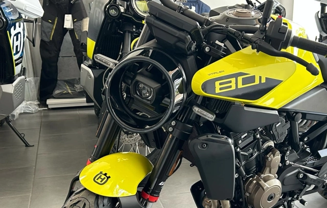 Tuyệt tác mới vitpilen 801 của husqvarna chính thức đổ bộ hy lạp - 1