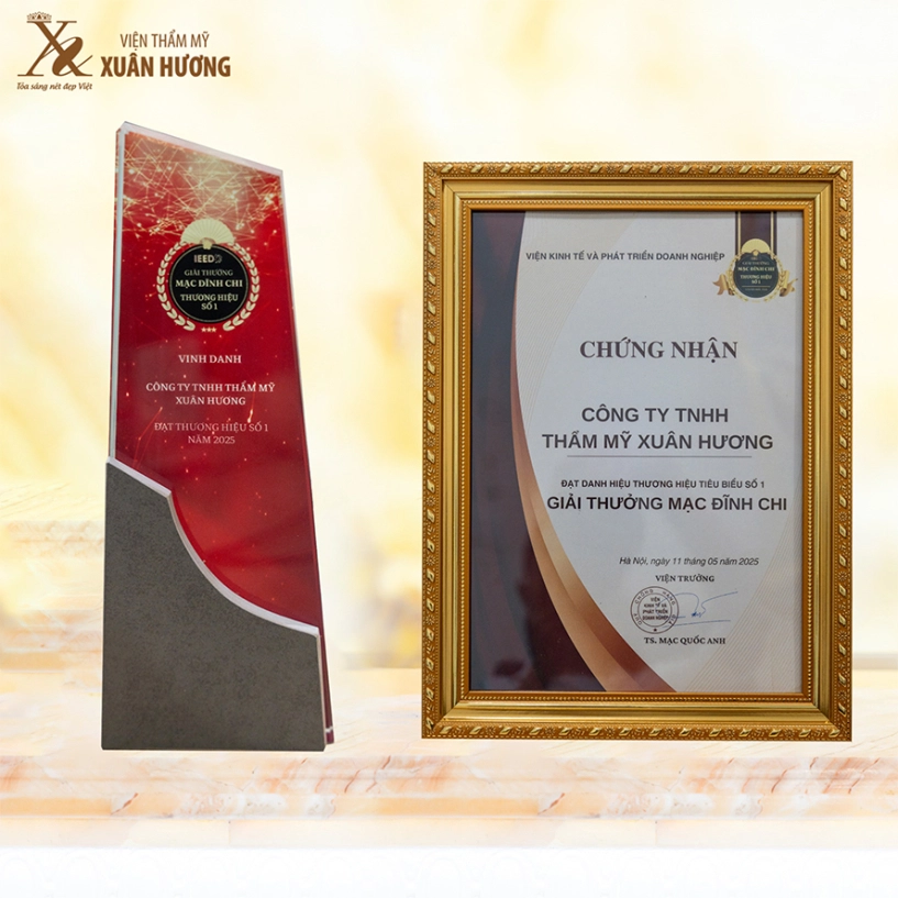 Viện thẩm mỹ xuân hương vinh dự đón nhận giải thưởng thương hiệu tiêu biểu số 1 - 2