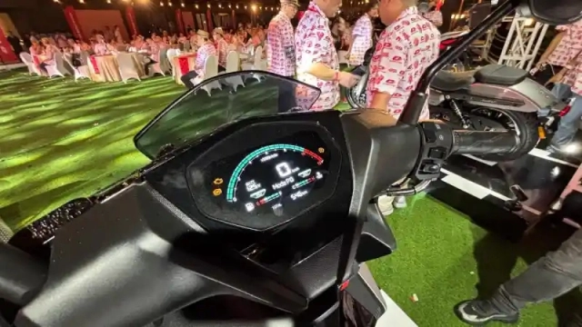 Viento 180 kẻ gạt giò yamaha nvx chính thức ra mắt tại indonesia với giá bán chỉ 45 triệu đồng - 9