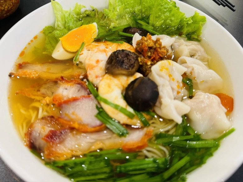 Vợ btv trần quang minh khoe mâm cơm nhà đông con ngon mắt bạn bè nhận xét trông như có cỗ - 11