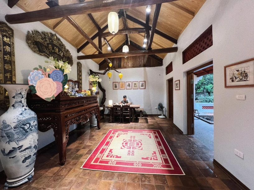 Vợ chồng hà nội cải tạo nhà cũ 40 năm thành nơi thờ tự dạy con nhớ về cội nguồn - 7