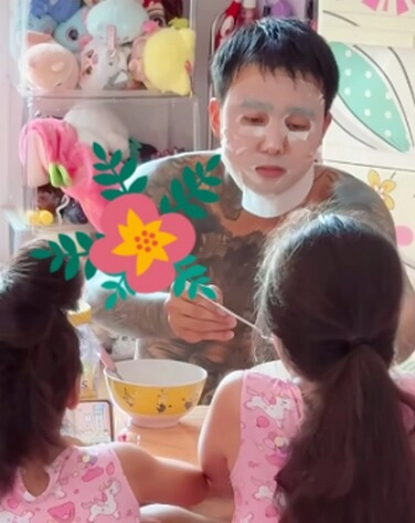 Vợ cũ hoài lâm 5 năm làm mẹ đơn thân giờ được ca sĩ nổi tiếng đòi cưới chồng mới chăm 2 con riêng như con ruột - 5