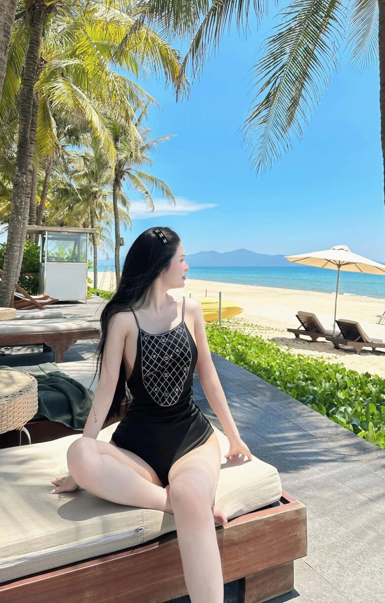 Vợ cũ việt anh u40 lên đồ vẫn trẻ như gái đôi mươi được khen quyến rũ không kém ngọc trinh - 22