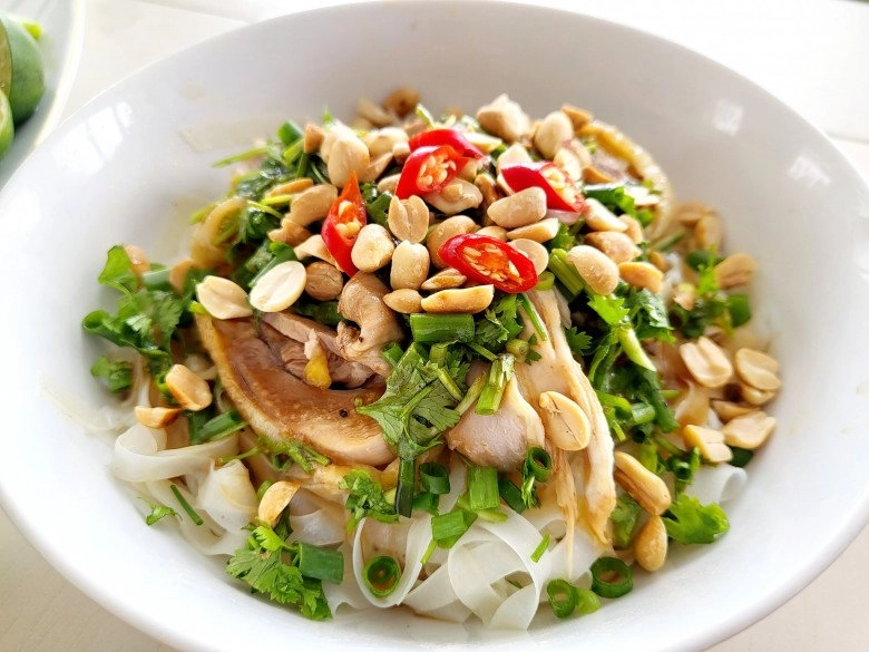 Vợ mạnh trường khoe 2 món ngon ngọt với gà đồi bà xã hồng đăng góp vui bữa ăn hấp dẫn không kém - 3