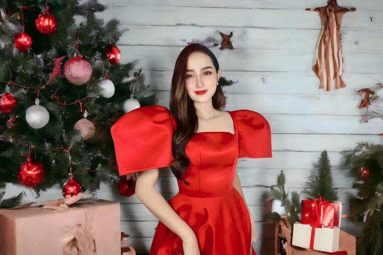 Vợ nhạc sĩ giàu nhất việt nam sau hai lần sinh con vẫn mê ăn mặc trễ nải khoe body quyến rũ làm ông xã đắm say - 19