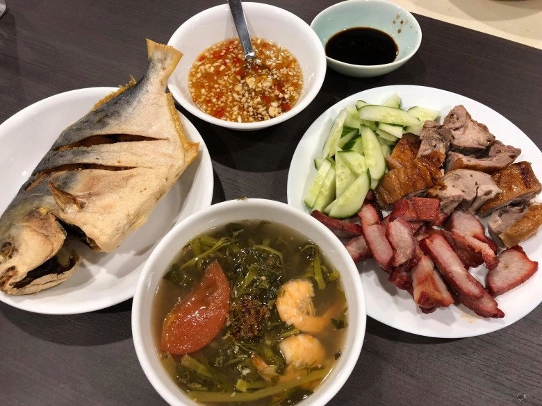 Vợ trẻ lam trường hay ăn hàng giờ lao vào bếp nấu bữa cơm nhà giản dị hóa ra đảm cỡ này - 5