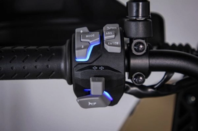 Voge ds625x - chiến binh địa hình mới vừa khuấy động thị trường tầm trung trên thế giới - 5