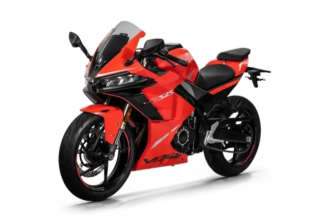 Voge rr525 chiến binh mới thách thức honda cbr500r và aprilia rs457 - 2