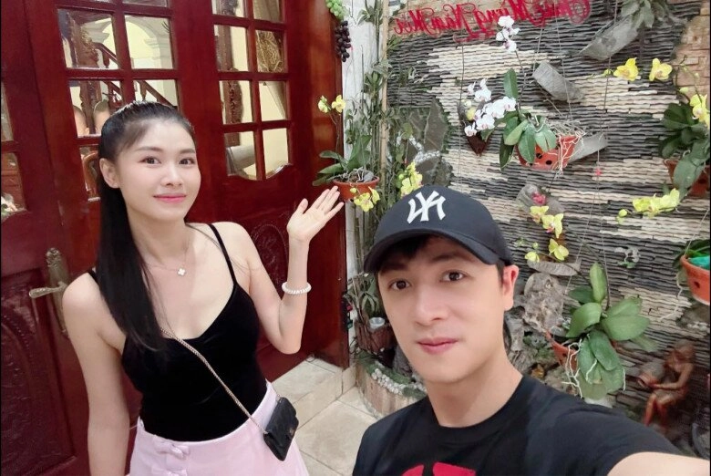 Vườn lan gây thương nhớ trong căn nhà tuổi thơ của vợ đăng khôi tại hà nội - 2