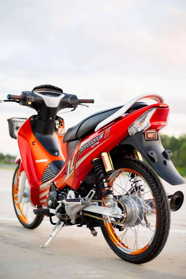 Wave 125i cháy phố với sắc cam đỏ đậm chất thái chơi lớn trong bản độ full option - 20