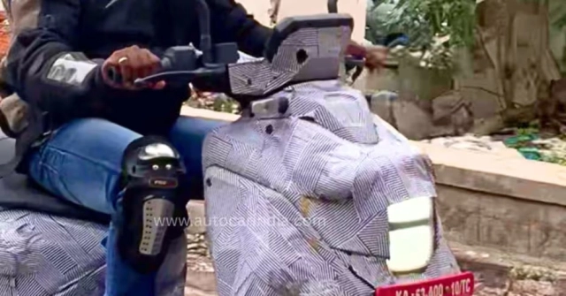 Xe điện hoàn toàn mới của yamaha lộ diện khi đang chạy thử trên đường phố - 1