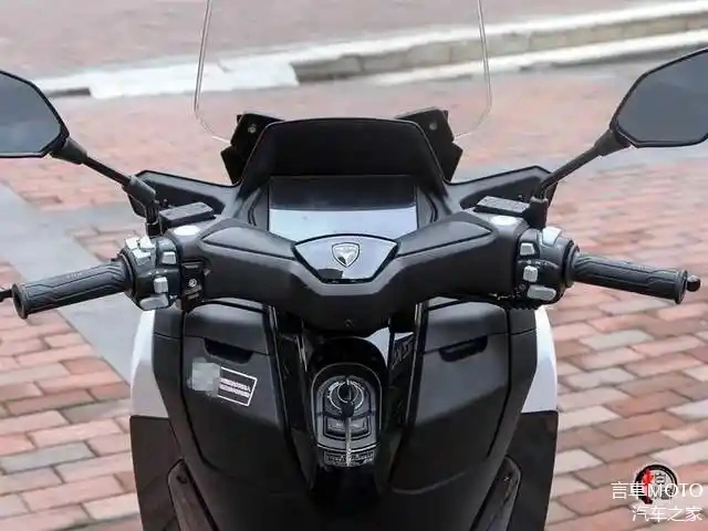 Xmax 300 có khóc thét không khi thấy bản sao tx150e vừa ra mắt này - 5