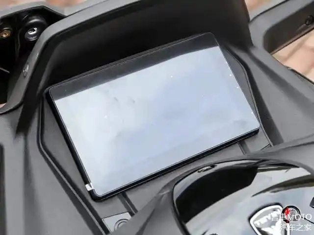 Xmax 300 có khóc thét không khi thấy bản sao tx150e vừa ra mắt này - 6
