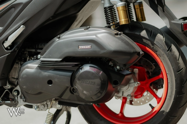 Yamaha aerox alpha 2025 nhập indonesia đã cập bến thị trường việt nam với giá hơn 90 triệu đồng - 8