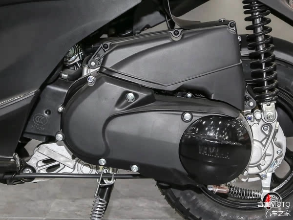 Yamaha force x 2025 vừa trình làng với giá bán quy đổi chỉ khoảng 33 triệu đồng - 6