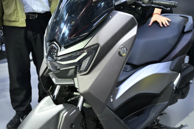 Yamaha mạnh dạn mang mẫu xe ga 155cc mới vào thị trường tỷ dân với giá bán gần 100 triệu đồng - 5