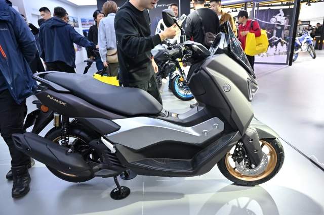 Yamaha mạnh dạn mang mẫu xe ga 155cc mới vào thị trường tỷ dân với giá bán gần 100 triệu đồng - 11