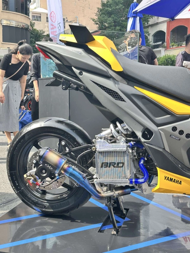 Yamaha nvx 155 all new độ phong cách sport touring quá đẹp khiến dân chơi không thể làm ngơ - 10