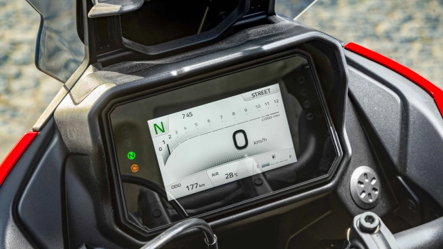 Yamaha tracer 7 - 4
