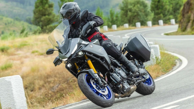 Yamaha tracer 7 - 19