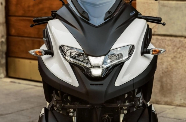 Yamaha tricity 300 abs 2025 trình làng thiết kế lạ mắt giá ngang ngửa honda sh350i tại việt nam - 1