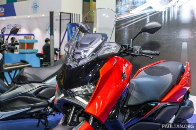 Yamaha xmax 250 2025 ra mắt giữ nguyên động cơ nâng cấp đủ khiến fan hài lòng - 1