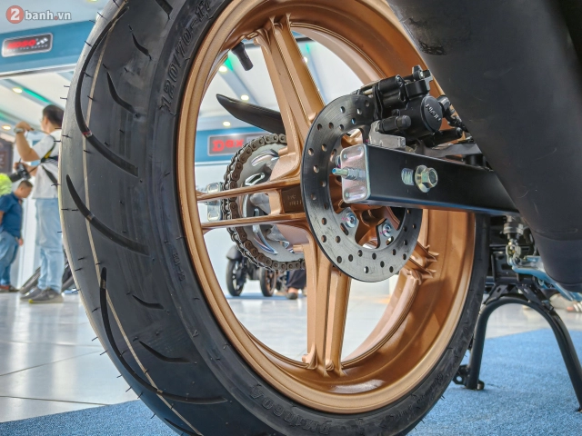 Yamaha y15zr se bất ngờ đổ bộ về việt nam với số lượng chỉ vỏn vẹn 25 chiếc - 29