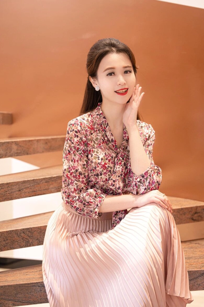 2 btv đông con nhất vtv quang minh sinh 4 quý tử hương liên 4 lần vỡ chum vẫn trẻ đẹp như thiếu nữ - 13