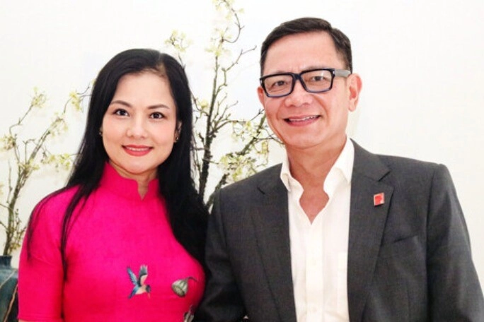 2 cặp đôi vợ nsnd - chồng nsưt đều mang quân hàm đại tá có hôn nhân viên mãn khiến khán giả ngưỡng mộ - 1