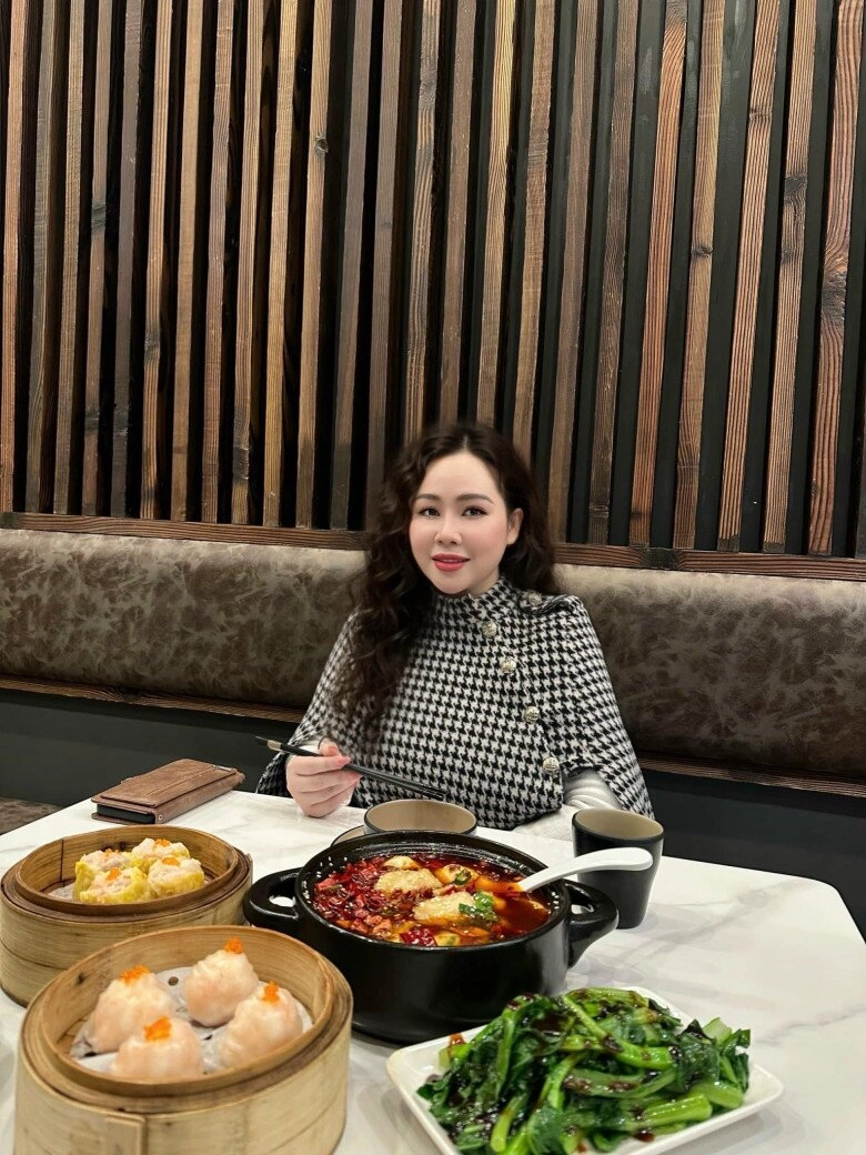 2 mỹ nhân việt bị đồn ăn bám chồng phương oanh nể người bịa chuyện cô tiêu 1 tỷtháng trương phương đáp trả thâm thúy - 6
