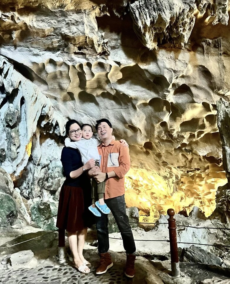 2 nam mc vtv có học vị tiến sĩ người được mệnh danh là thầy giáo hot boy người hạnh phúc bên vợ thạc sĩ - 10