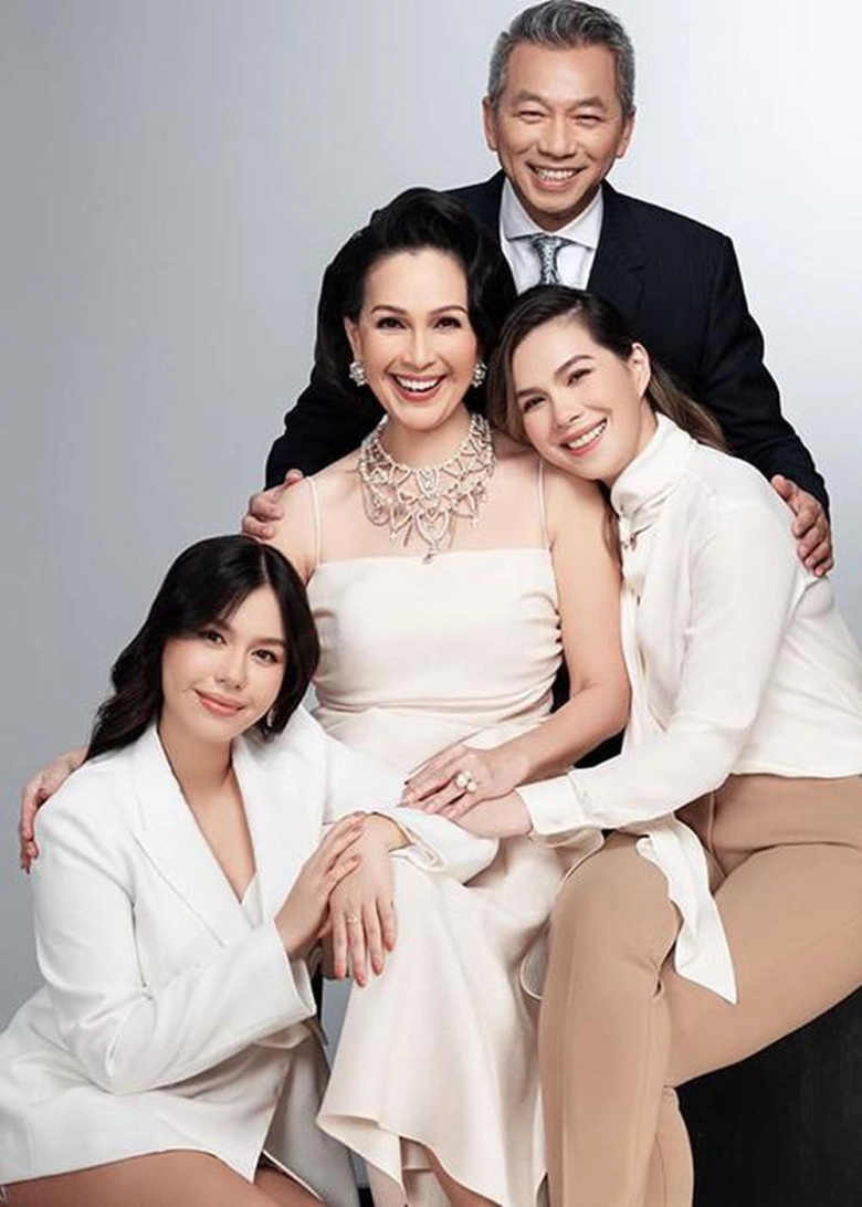 2 sao nữ chủ động tán tỉnh chồng đại gia vân trang sinh con trai được cưng chiều diễm my 6x hôn nhân viên mãn - 12