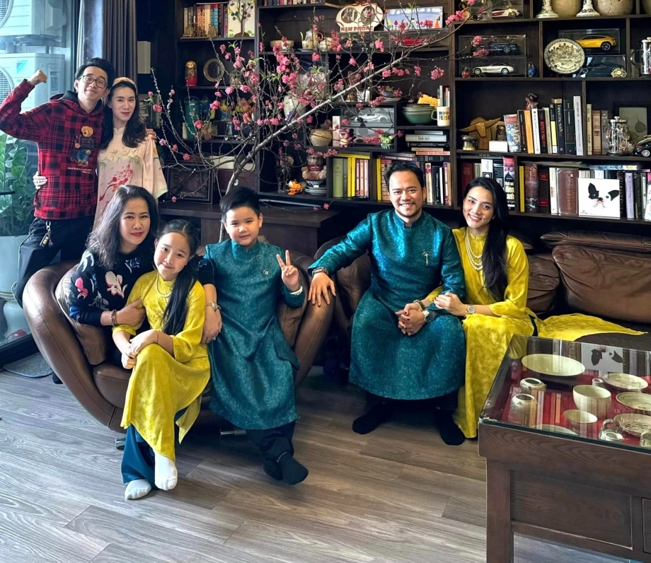 2 sao việt có mẹ chồng làm việc tại đài vtv diva mỹ linh nói như trúng số trang nhung được ưng vì thạo việc nhà - 9