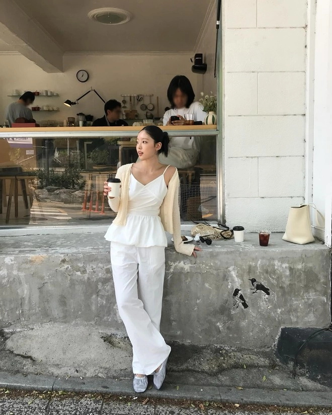 3 kiểu trang phục dìm nhan sắc khiến loạt mỹ nhân không tuổi xứ hàn bị chê tơi bời chị em muốn đẹp thanh lịch nhất định phải tránh - 16