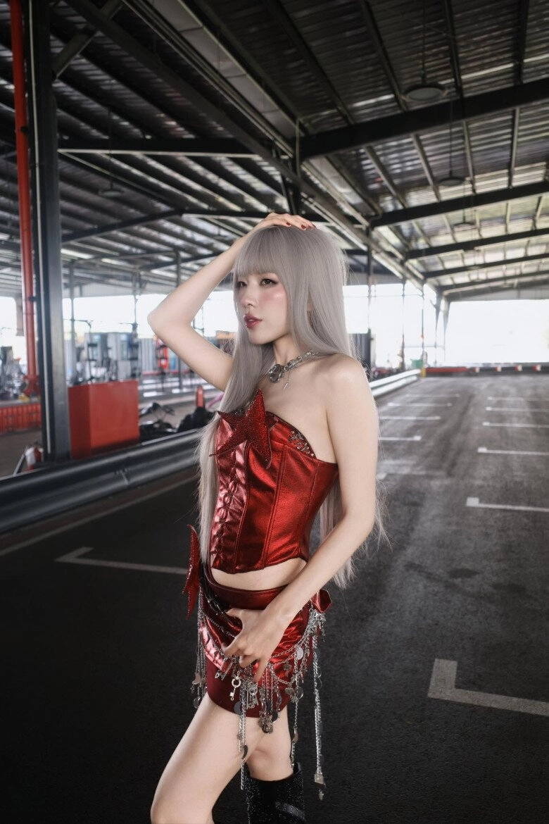 3 sao nữ livestream giải đề thi tốt nghiệp thpt khiến dân tình trầm trồ người nhận học bổng trường úc người xuất thân chuyên văn - 3